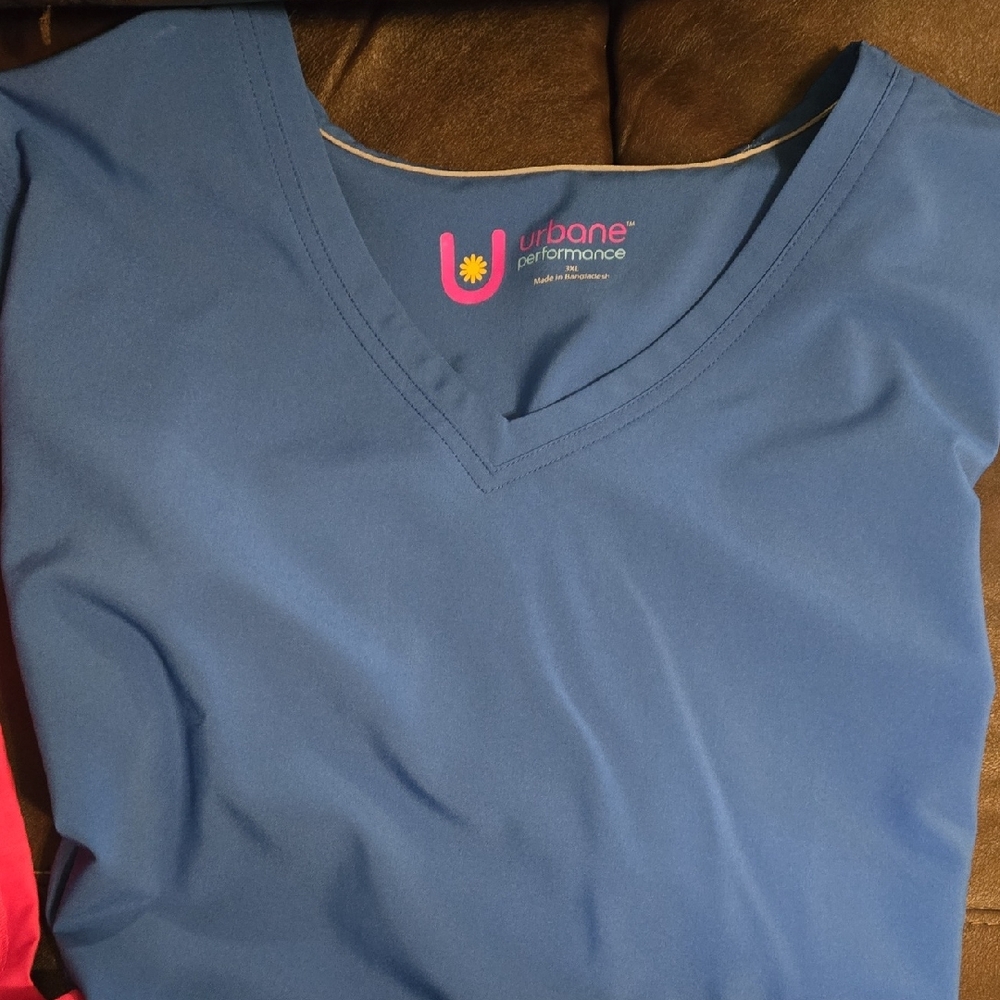 Urbane Women's Short Sleeve V-Neck Tee in Blue